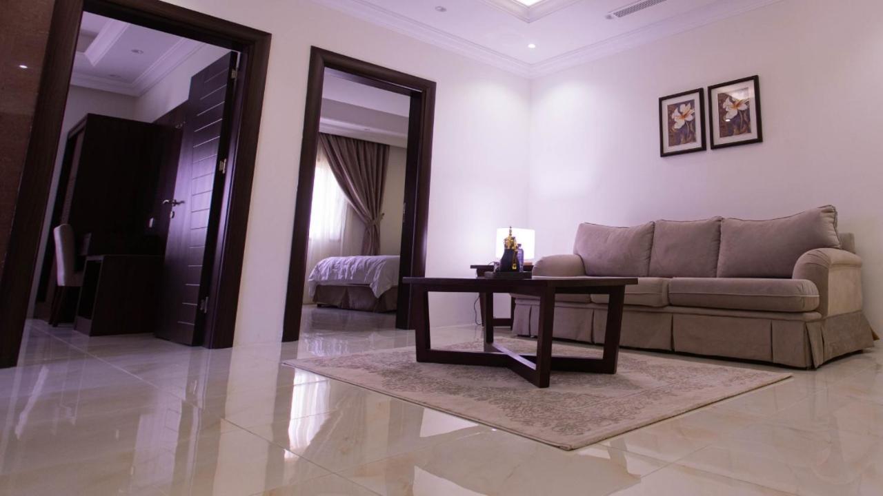 East Diamond Serviced Apartments Jeddah Exterior photo